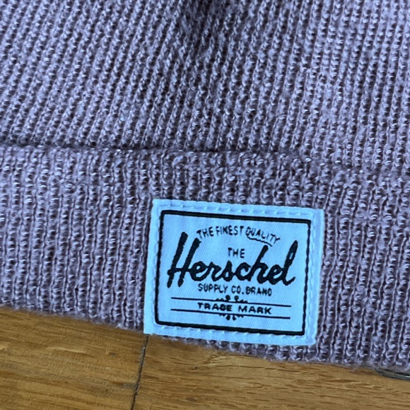 💫HOST PICK💫Herschel Baby Beanie 0-6M - Picture 5 of 8